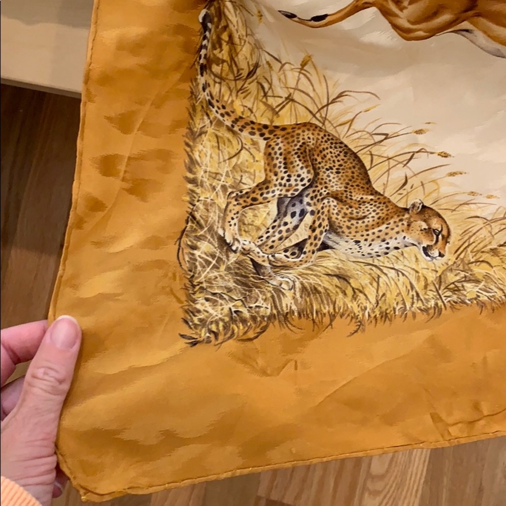 Vintage Hermés Kenya Scarf - Picture 10 of 11
